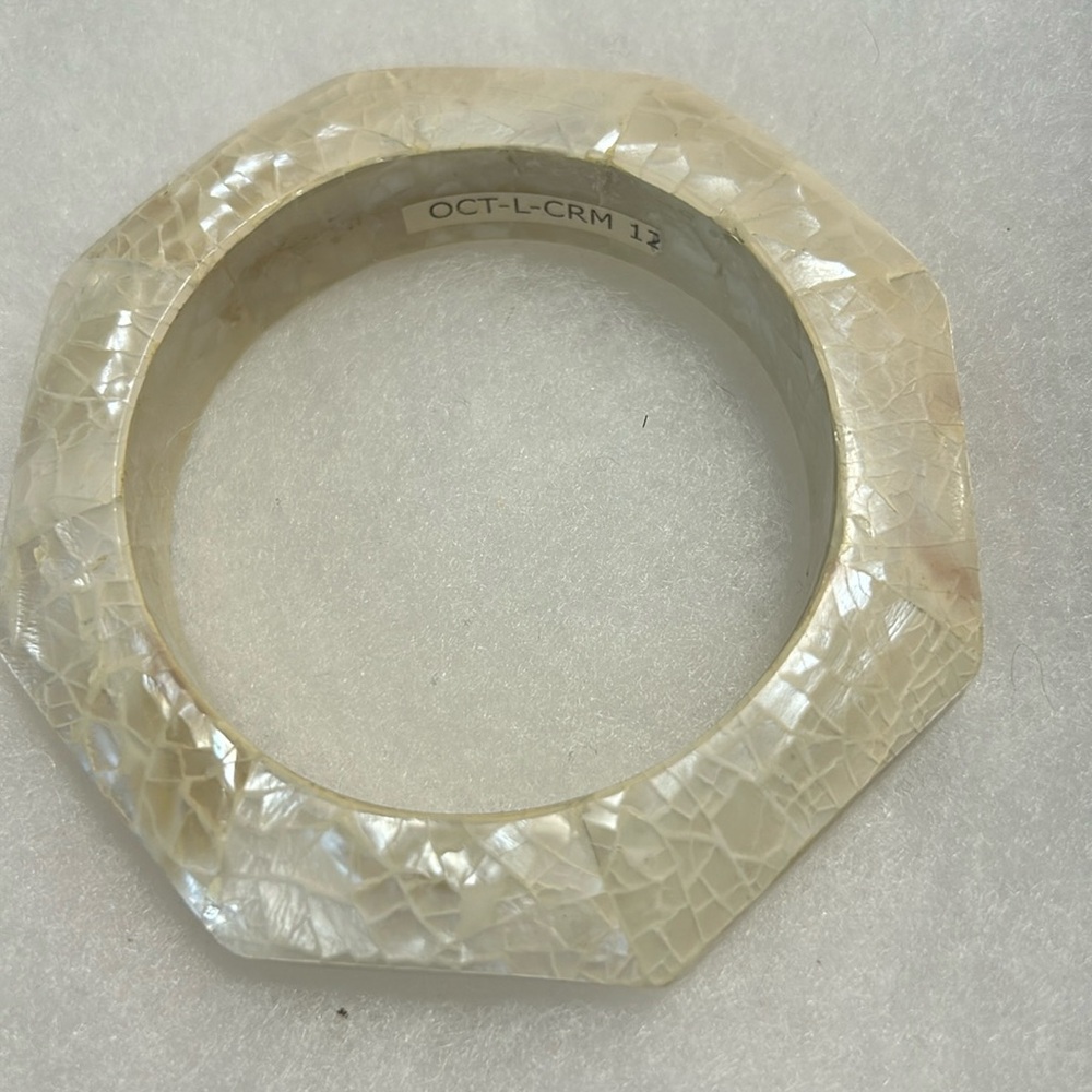 Mother of pearl octagon bracelet estate piece stone